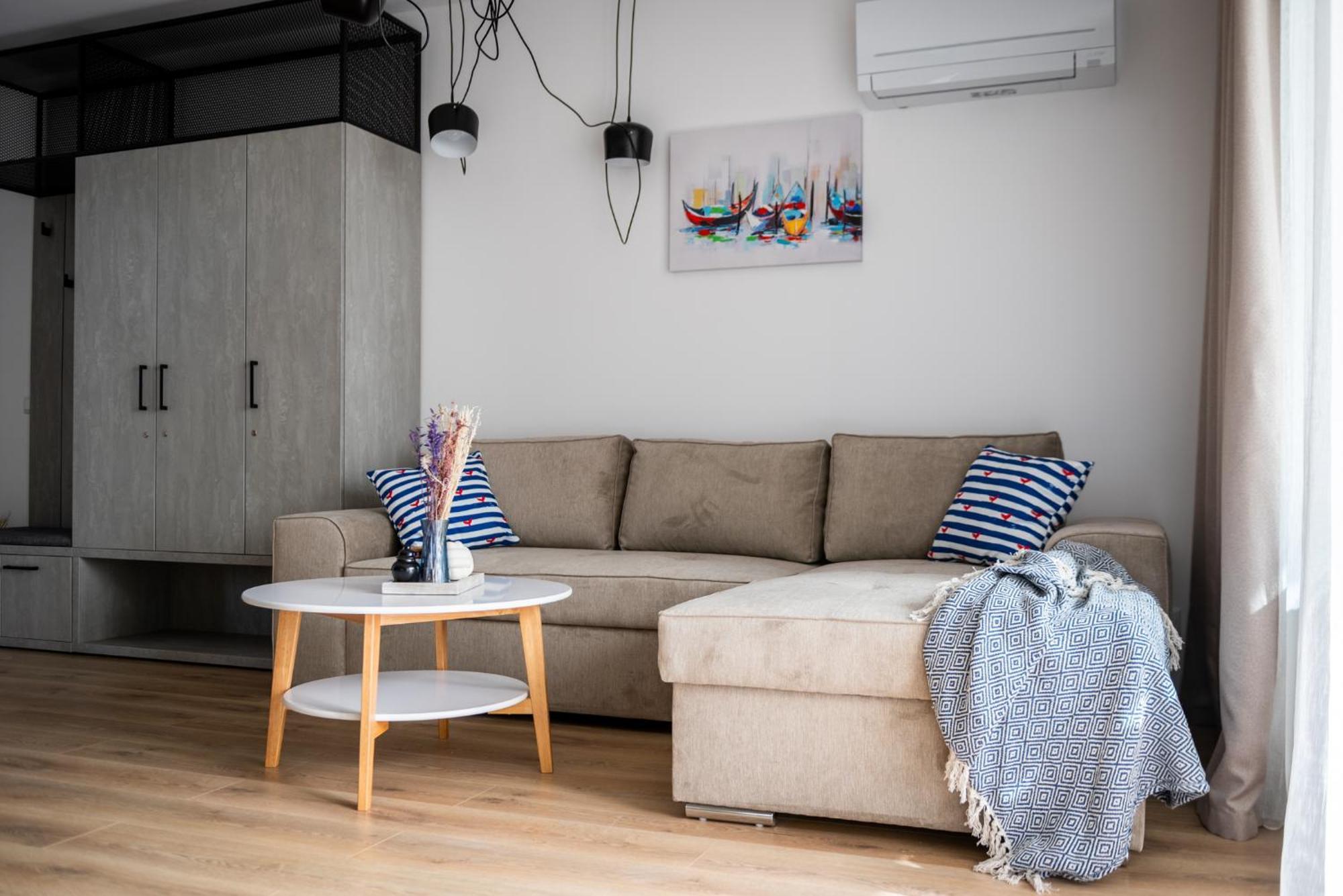 Queen'S Garden Balchik Apartment Bagian luar foto